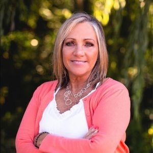 Meet your Posher, Terri